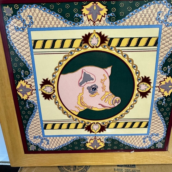 Sigma Tastesetter 10" Framed Ceramic Pig Tile Trivet / Wall Hanging Hand Decorat - Picture 3 of 6
